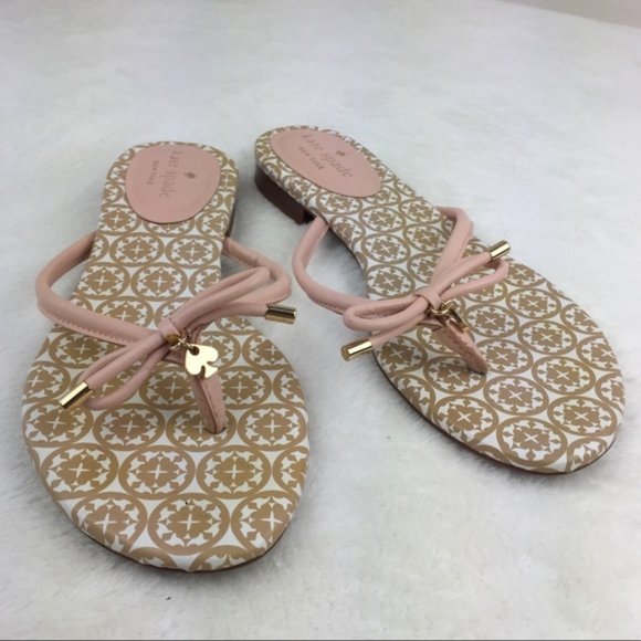 Kate Spade Mystic Bow Flip Flops Sz 6 NWT - Picture 1 of 11